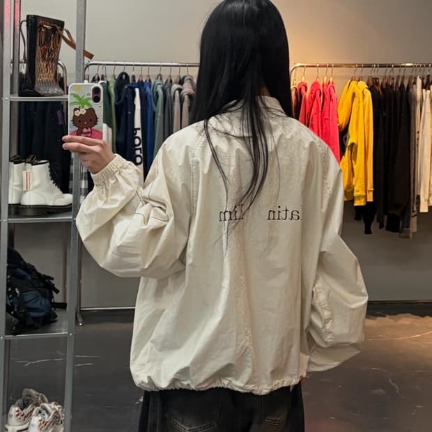 마뗑킴 백로고 아이보리 바람막이자켓 A3339