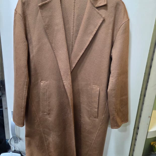 아뇨나 캐시미어 코트