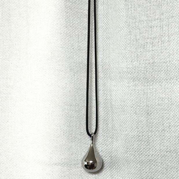 Drop long necklace (새제품)
