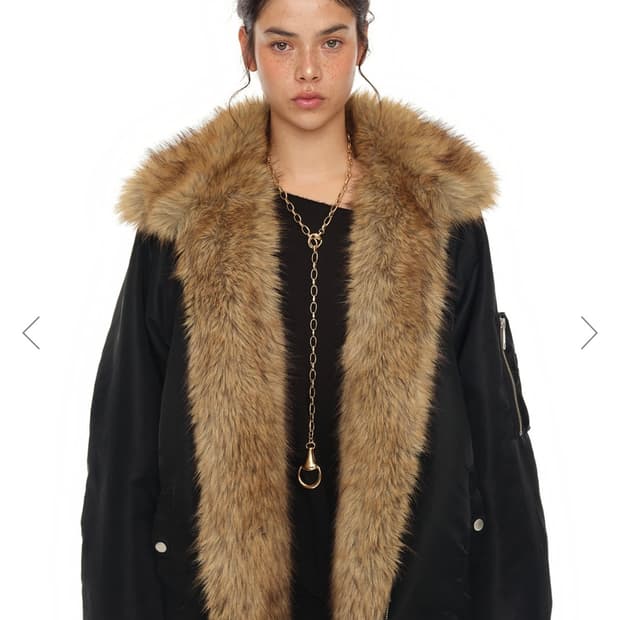 (구해요) 투머치택스 퍼 봄버 자켓 TMT