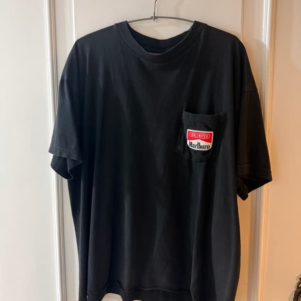 말보로 언리미티드 트레인 티셔츠