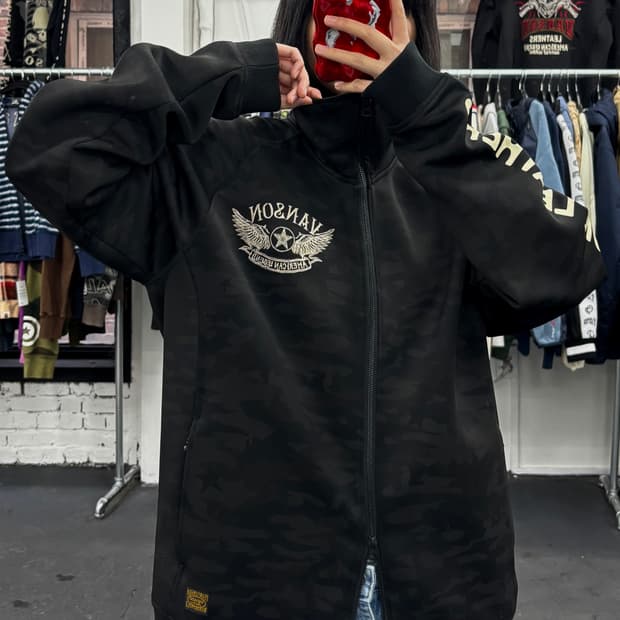 밴슨 레더 카모 집업 자켓