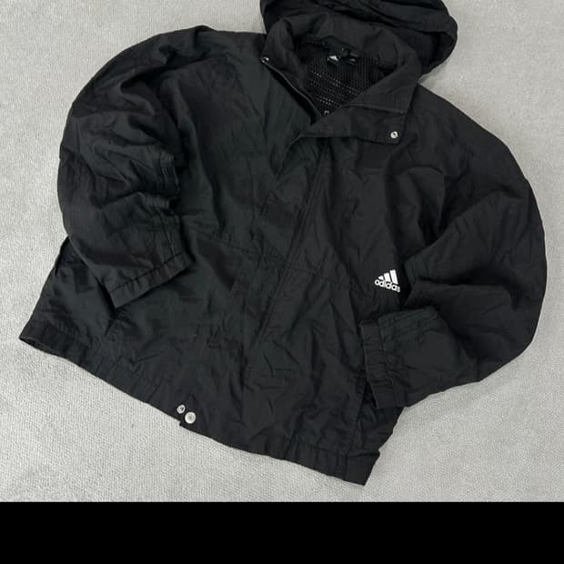 아디다스 바람막이 