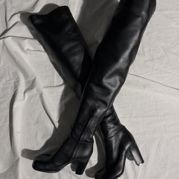 보테가베네타 슈링크레더 싸이하이 롱부츠