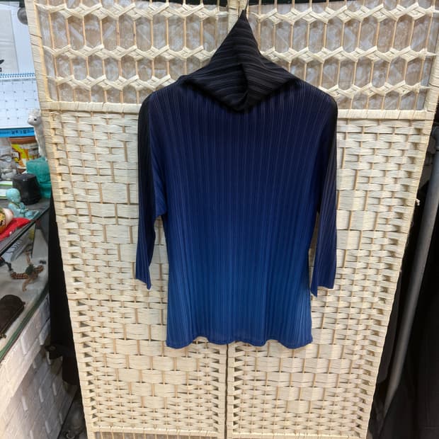 5/66-77 정품 플리츠플리즈 팝니다