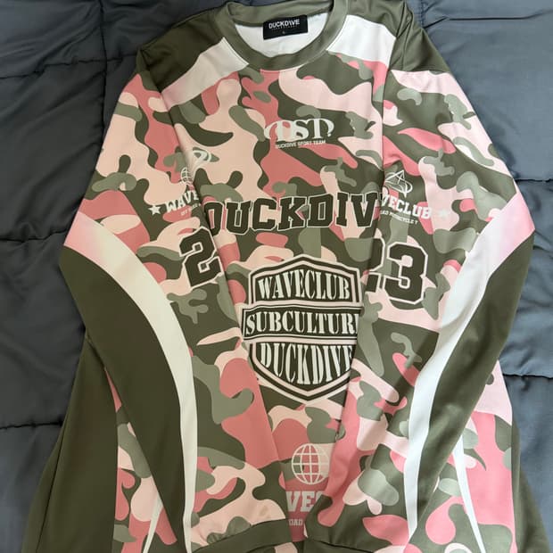 카모 메쉬 롱슬리브