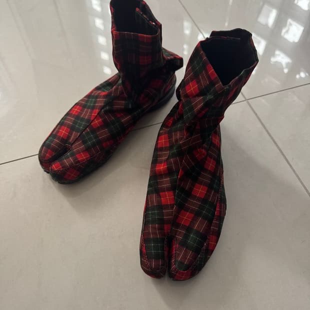 TABI SNEAKER 타비 스니커즈