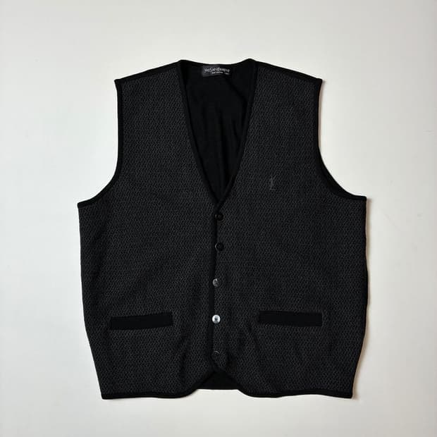 입생로랑 00's 울 니트 베스트 PN8195