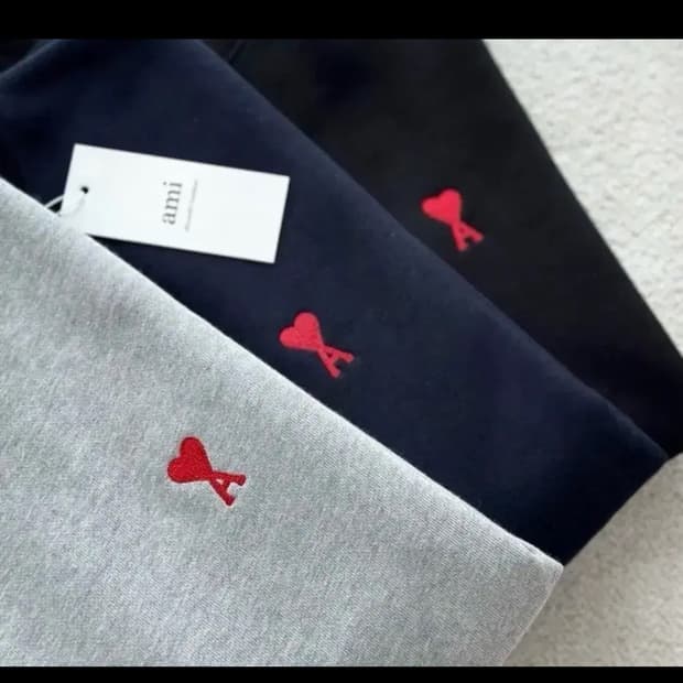 🔥[무료배송/새상품]🔥아미 맨투맨 논기모 스몰로고 남녀공용 / 그레이