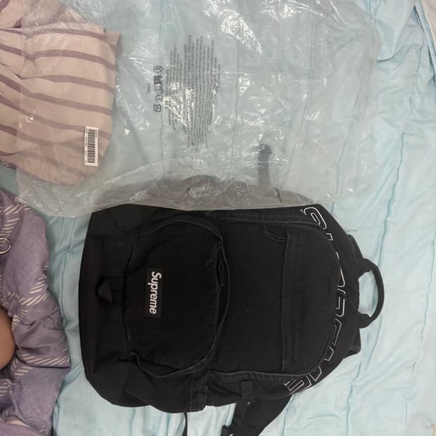 25fw 슈프림 백팩 블랙