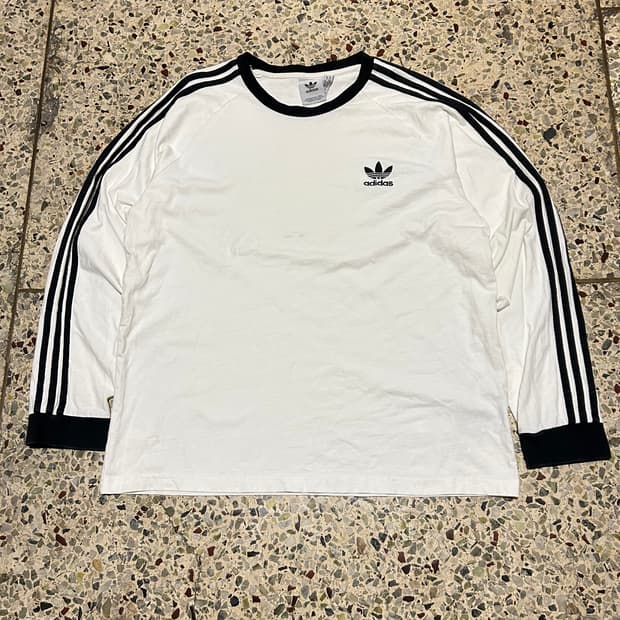 아디다스(ADIDAS)화이트 배선 롱슬리브