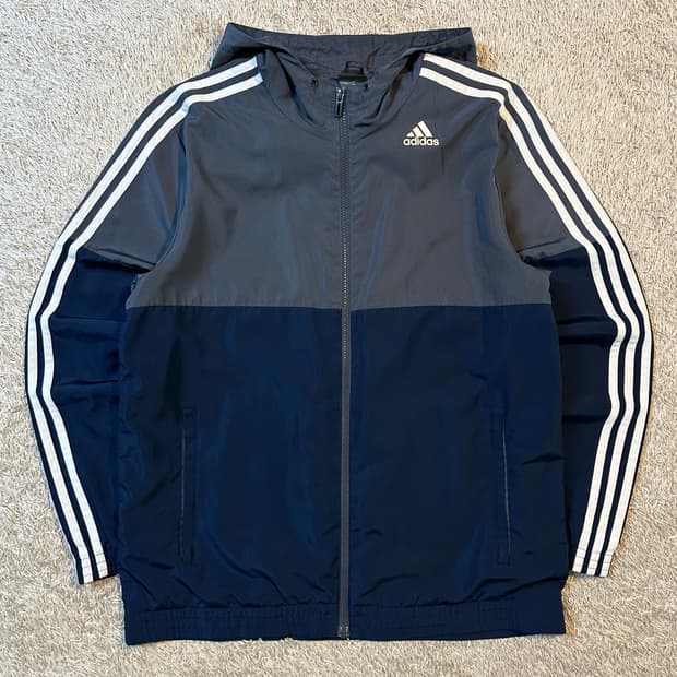아디다스 삼각로고 사이드라인 배색 후드 바람막이 자켓