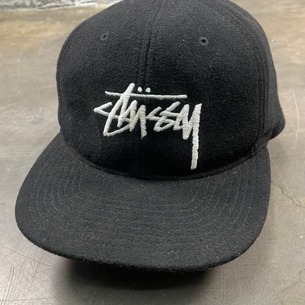 스투시 스탁로고 울 캡