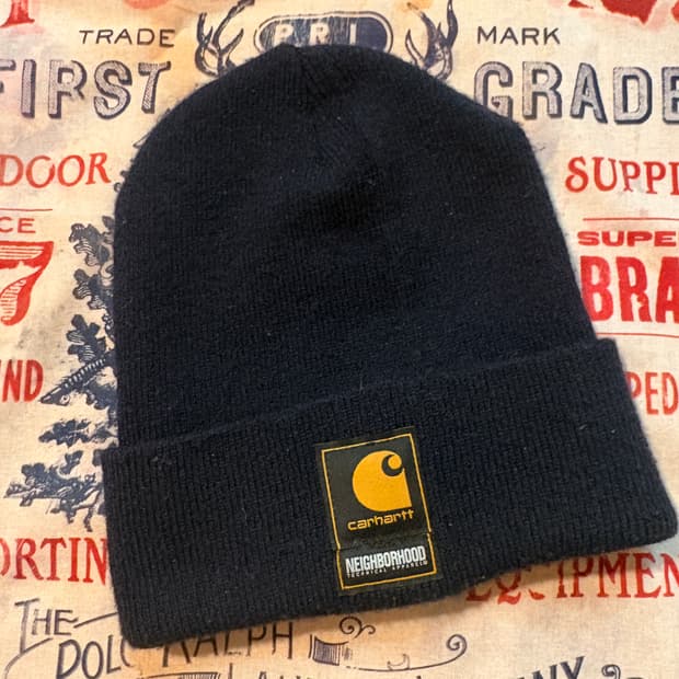 네이버후드 x 칼하트 비니