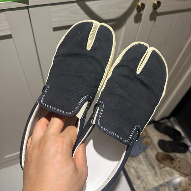 마르지엘라 타비 컨버스 슬립온 42