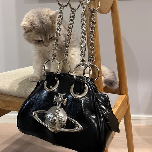 비비안웨스트우드 야스민 숄더백