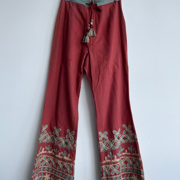 린넨 버건디 자수 팬츠