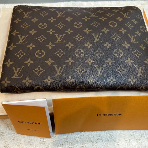 [정품/중고] 루이비통 에튀 보야주 클러치