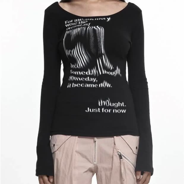 나체 롱슬리브티