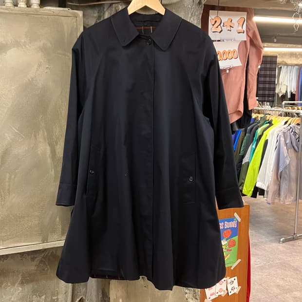 버버리 세미 롱 자켓 블랙 #csz3196