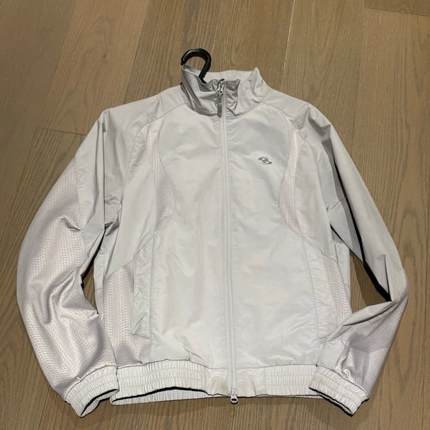 산산기어 바람막이