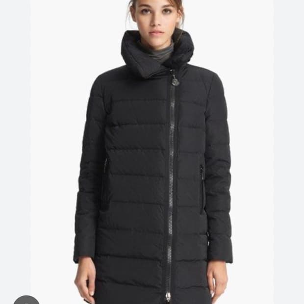 몽클레어 사선 패딩(0/44~55)