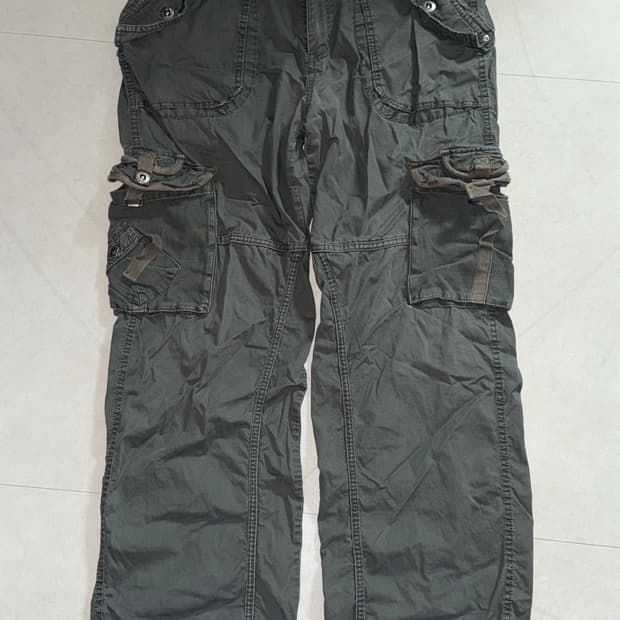 그레이 카고 바지 / 카고팬츠
