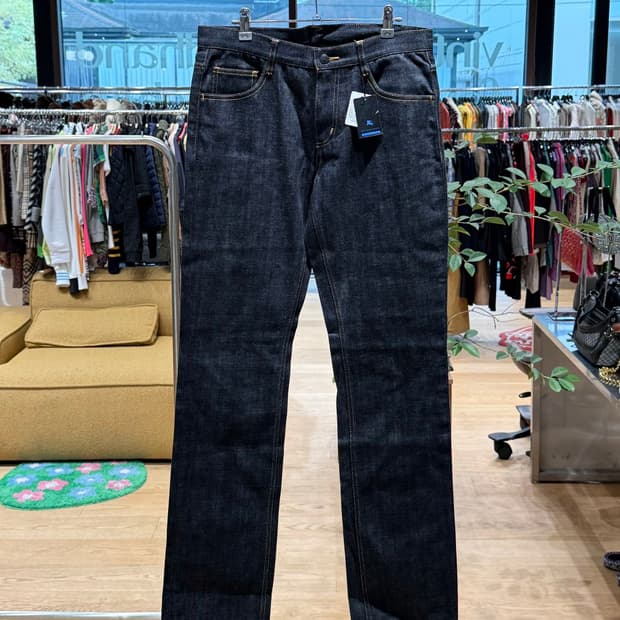 버버리 블루라벨 데님 스트레이트 팬츠 