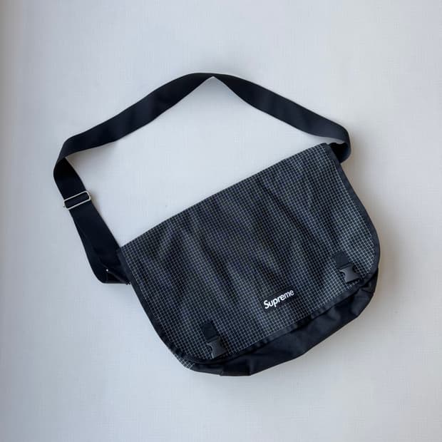 Fw09 슈프림 메신저 백