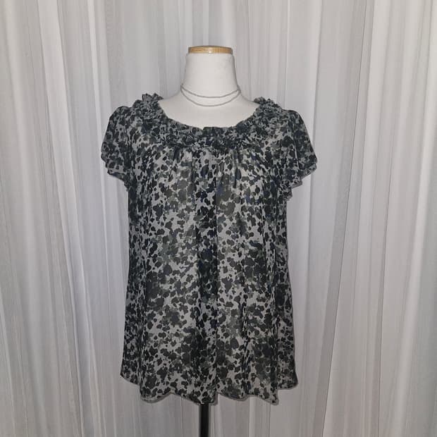 rope picnic 다크그린 플라워 셔링 시스루 블라우스