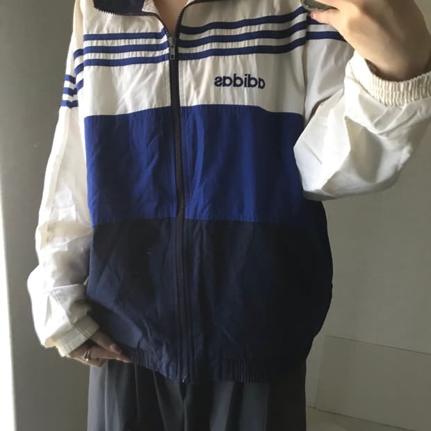 아디다스 90s 오버핏 바람막이
