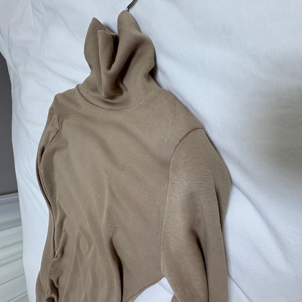 기모 폴라 셔링 원피스 베이지