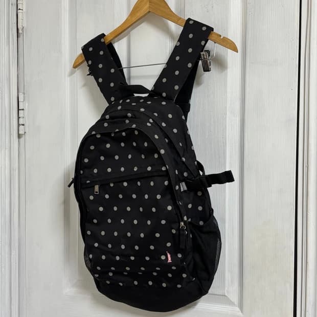 이스트보이 백팩 그레이 블랙 도트 배낭 가방