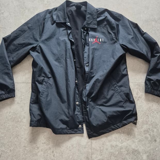 슈프림 조던 코치자켓