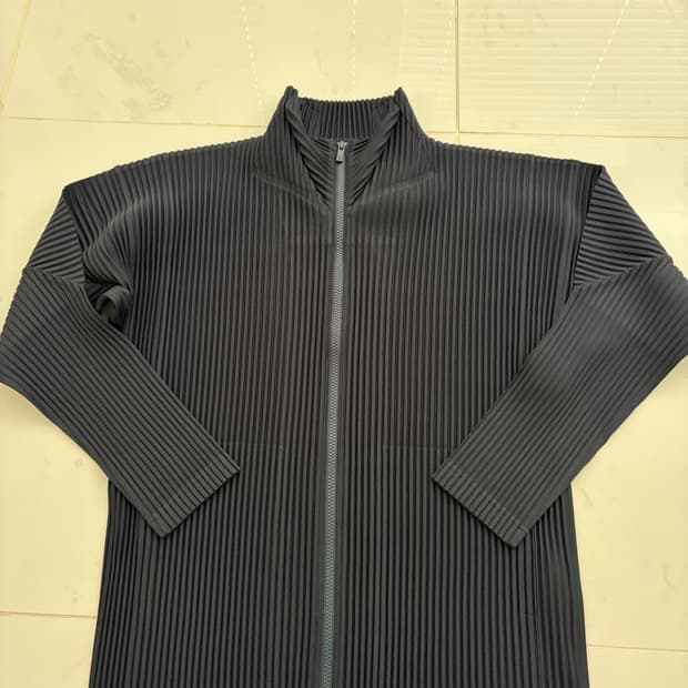 옴므플리세 집업 3사이즈 네이비