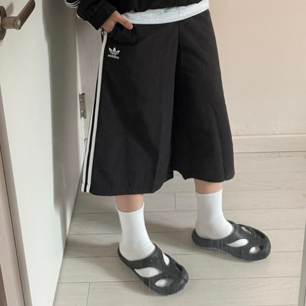 킨 샨티 블랙 슬리퍼