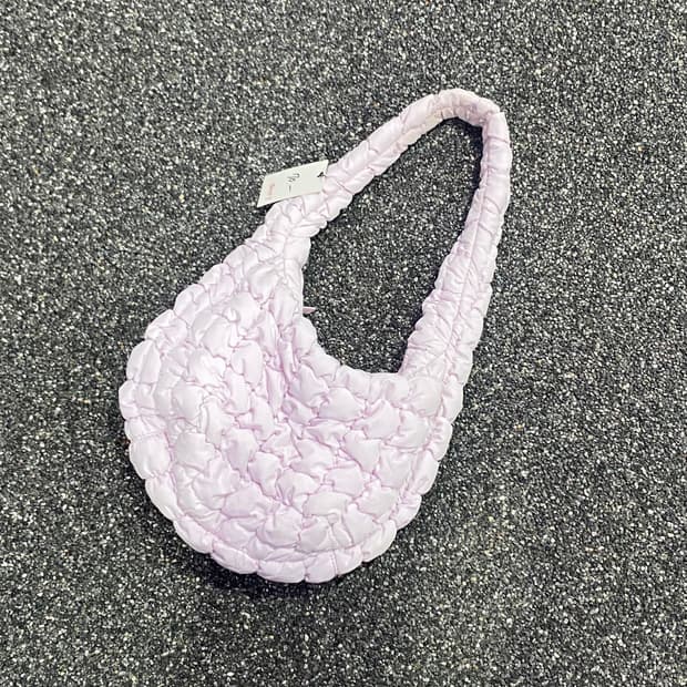 COS 퀼티드 마이크로 미니 백 B4457