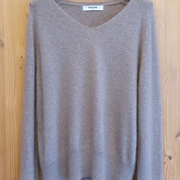 66.Cashmere 브이넥 니트 