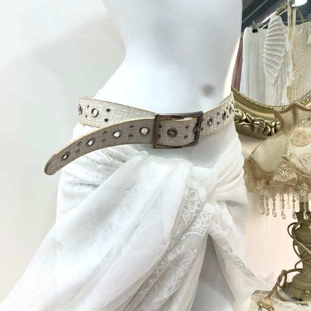 y2k white eyelet belt