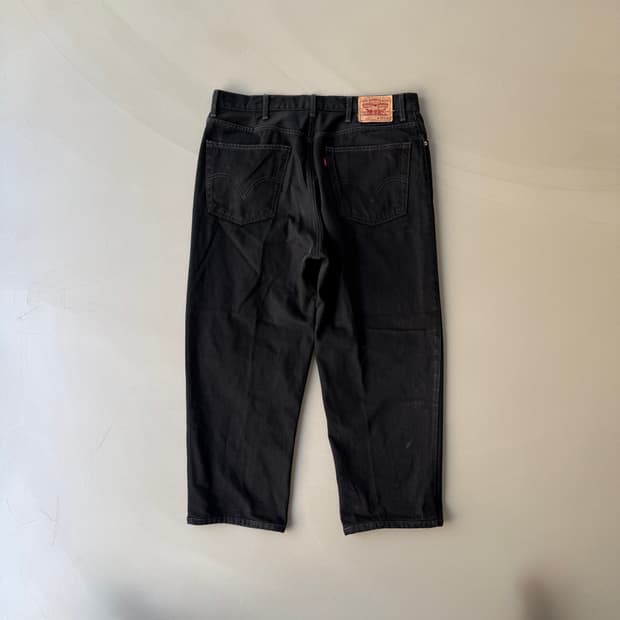 00s Levi’s 550 Black