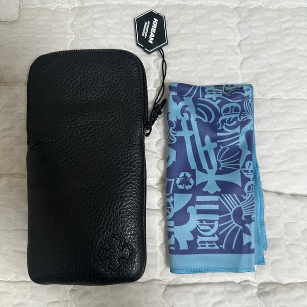 크롬하츠 케이스