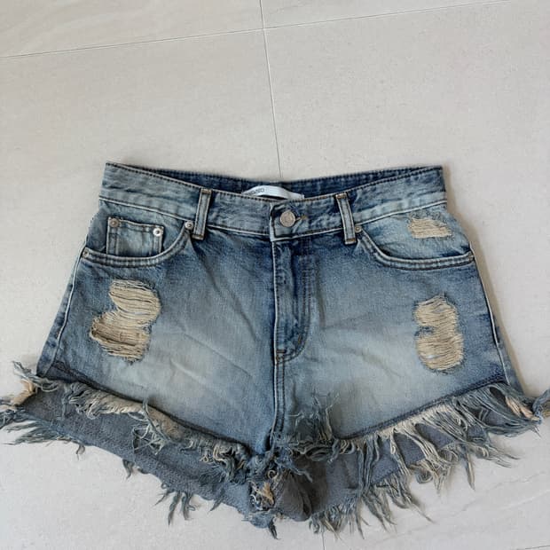 보헤미안서울 데미지 데님 쇼츠