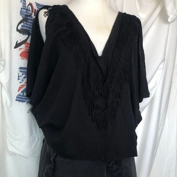 748. black tassel drape top