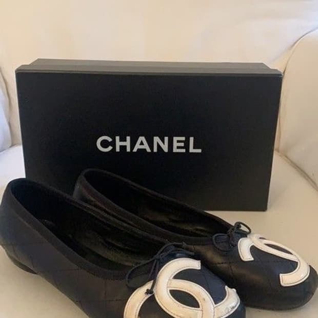 Chanel 깜봉플랫 36