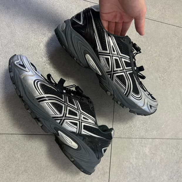 아식스 젤 카하나 240