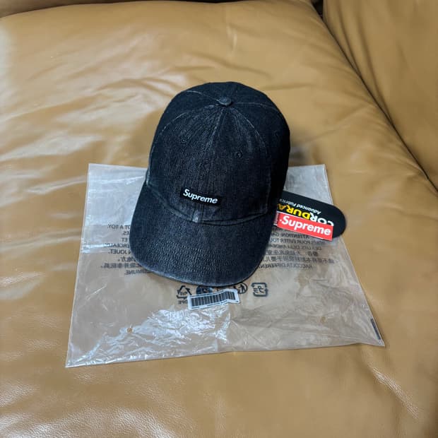Supreme 슈프림 스몰로고 데님 블랙 6패널 볼캡 모자 (Black)