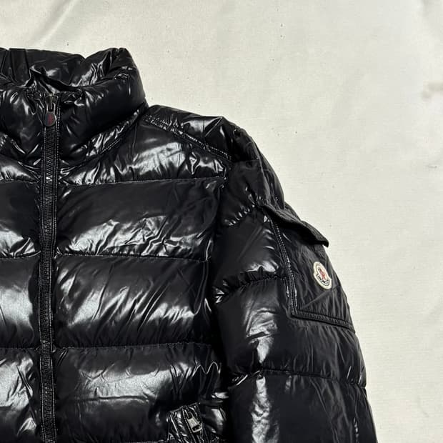 6 몽클레어 마야 블랙 유광 다운 패딩
