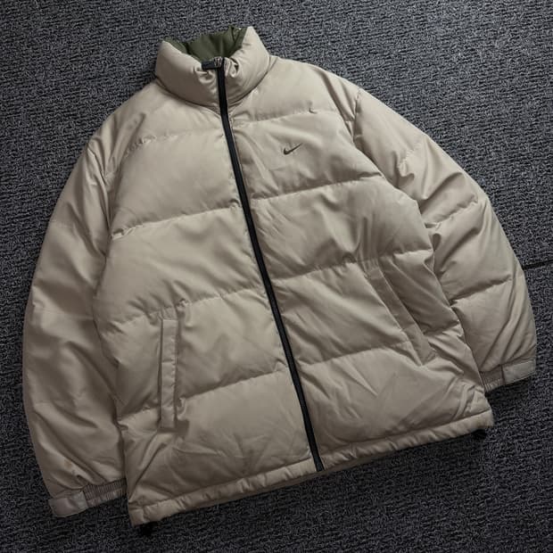 00s 나이키 올드스쿨 뉴챔프 다운 푸퍼 패딩 카키 1758