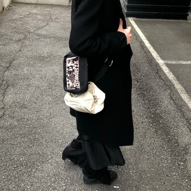 라프시몬스 이스트팩 크로스백 