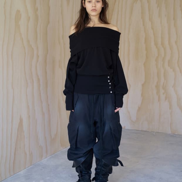 s/e/o  에스이오 오프숄더 니트 블랙 탑